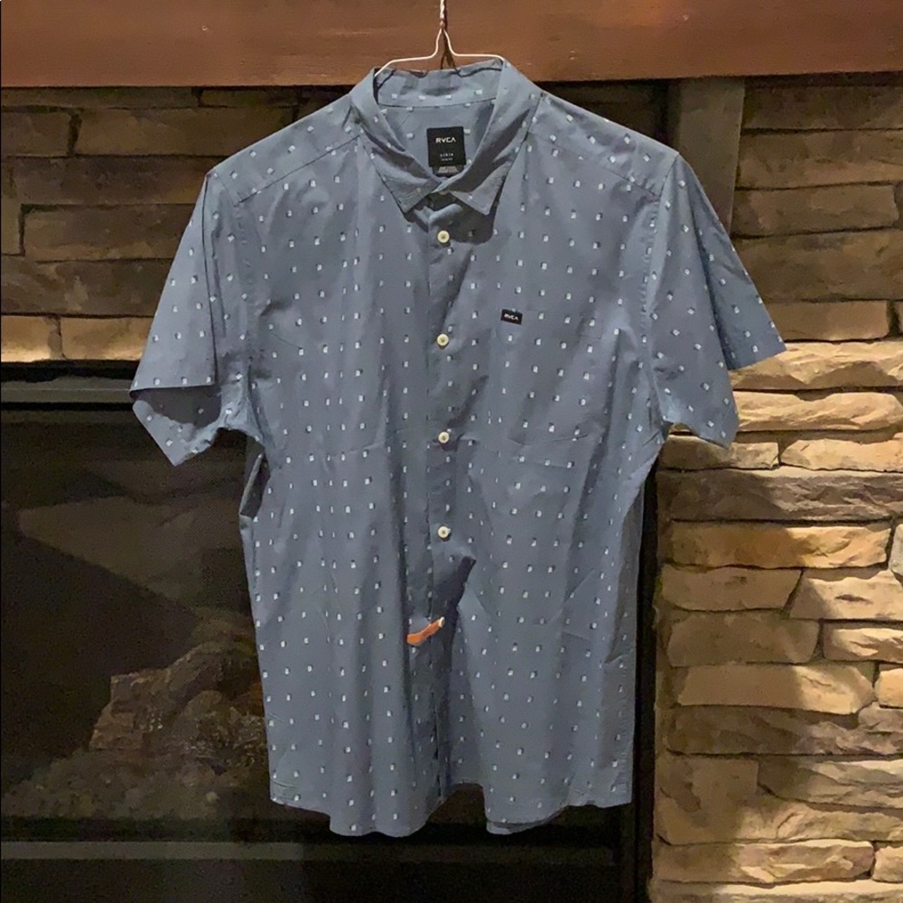 RVCA Slim Fit Large Blue Button Down Short Sleeve